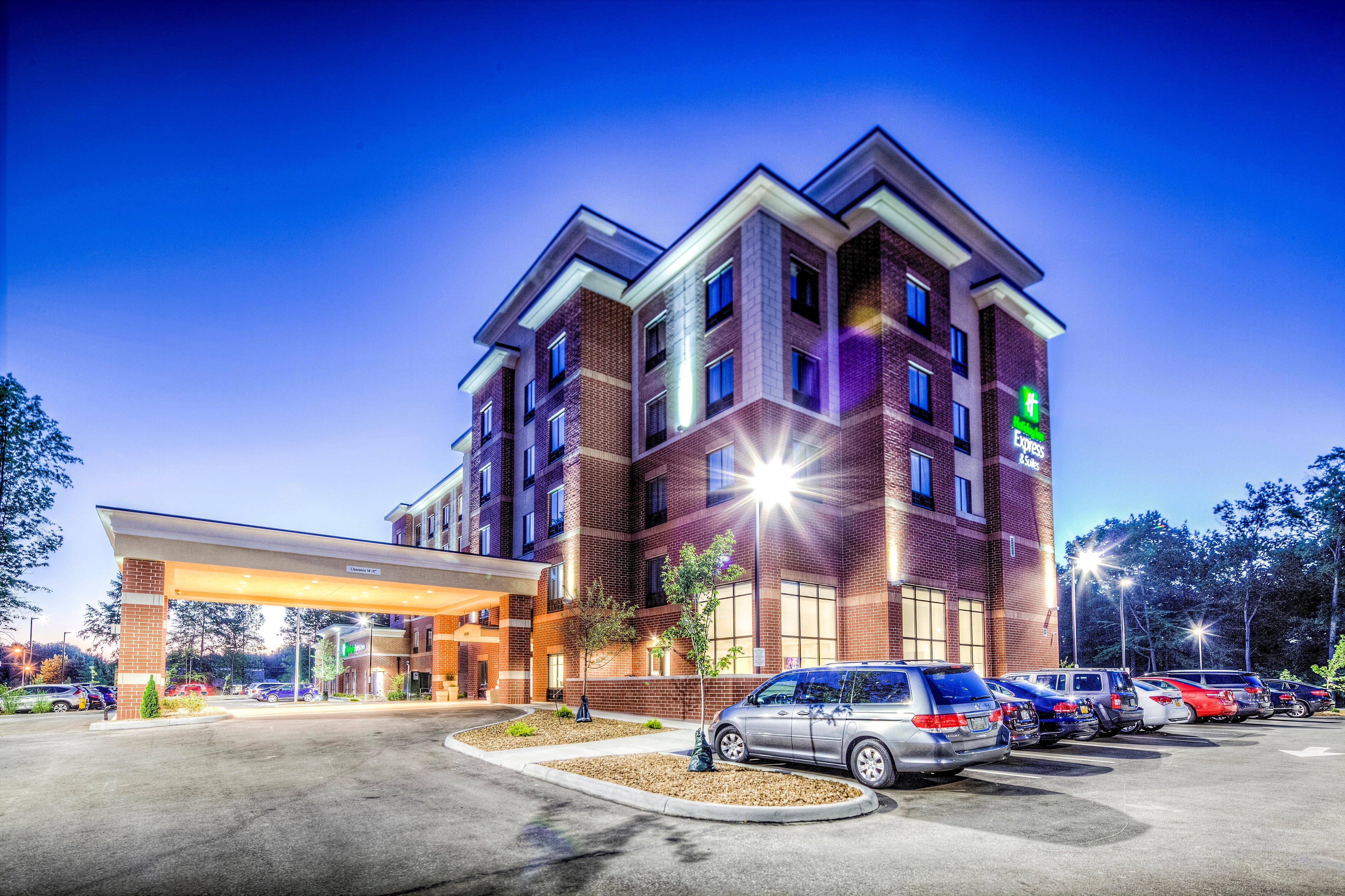 Holiday Inn Express & Suites Cleveland/Westlake, An Ihg Hotel Εξωτερικό φωτογραφία